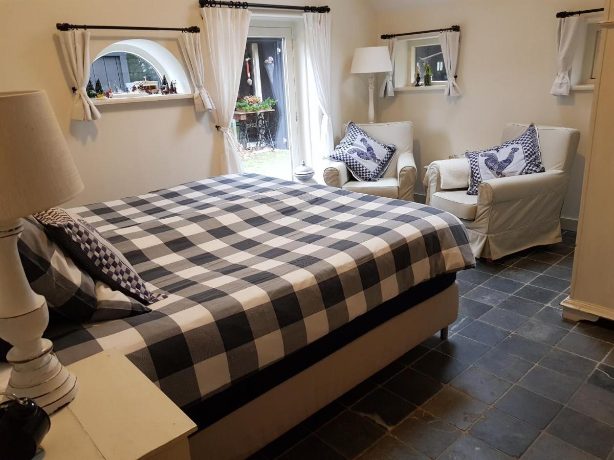 Bij Saar Bed & Breakfast Zwinderen Luaran gambar