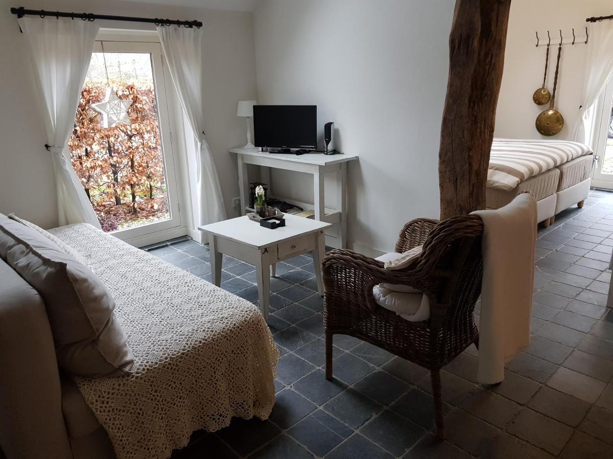 Bij Saar Bed & Breakfast Zwinderen Luaran gambar